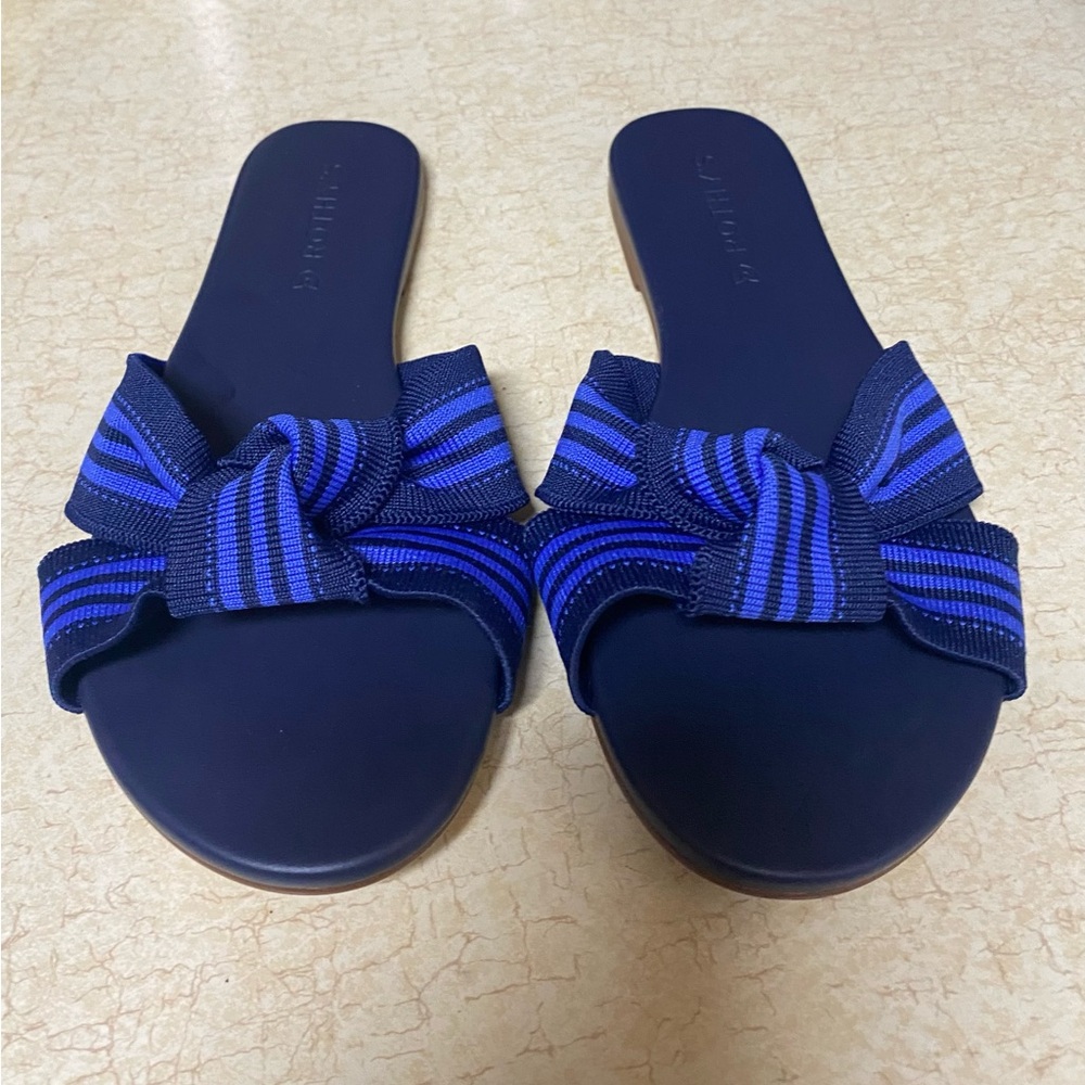 Rothy’s The Knot Flat Sandal ~ Navy Blue Cobalt Stripe